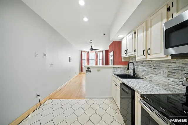 $2,700 | 224 48th Street, Unit 1G, Union City, NJ 07087