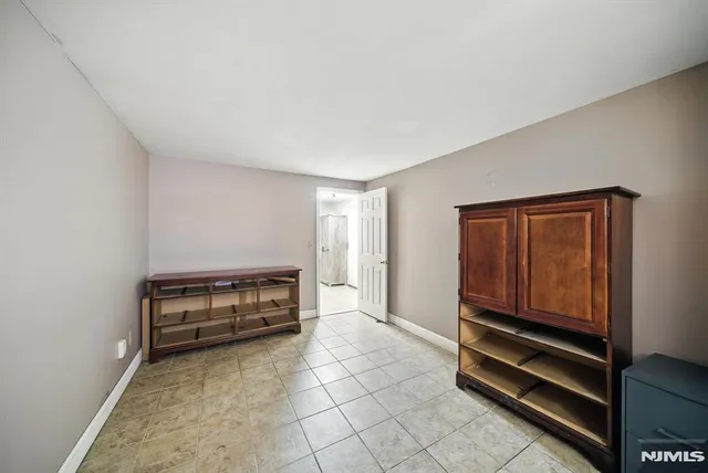 $2,700 | 224 48th Street, Unit 1G, Union City, NJ 07087