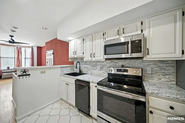 $2,700 | 224 48th Street, Unit 1G, Union City, NJ 07087