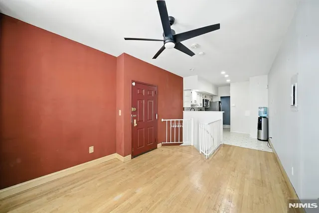 $2,700 | 224 48th Street, Unit 1G, Union City, NJ 07087