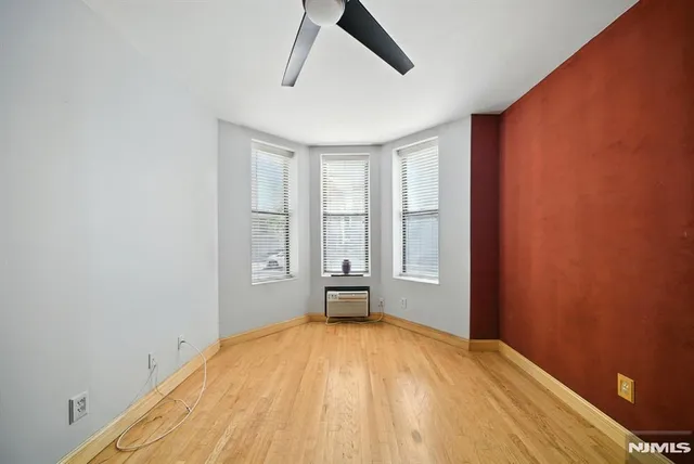 $2,700 | 224 48th Street, Unit 1G, Union City, NJ 07087