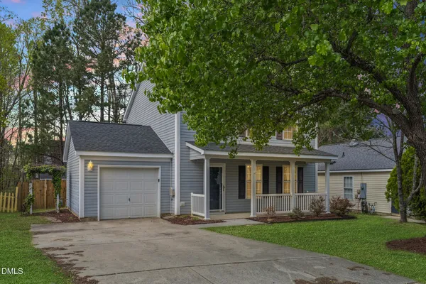 $395,000 | 510 Homestead Park Drive, Apex, NC 27502