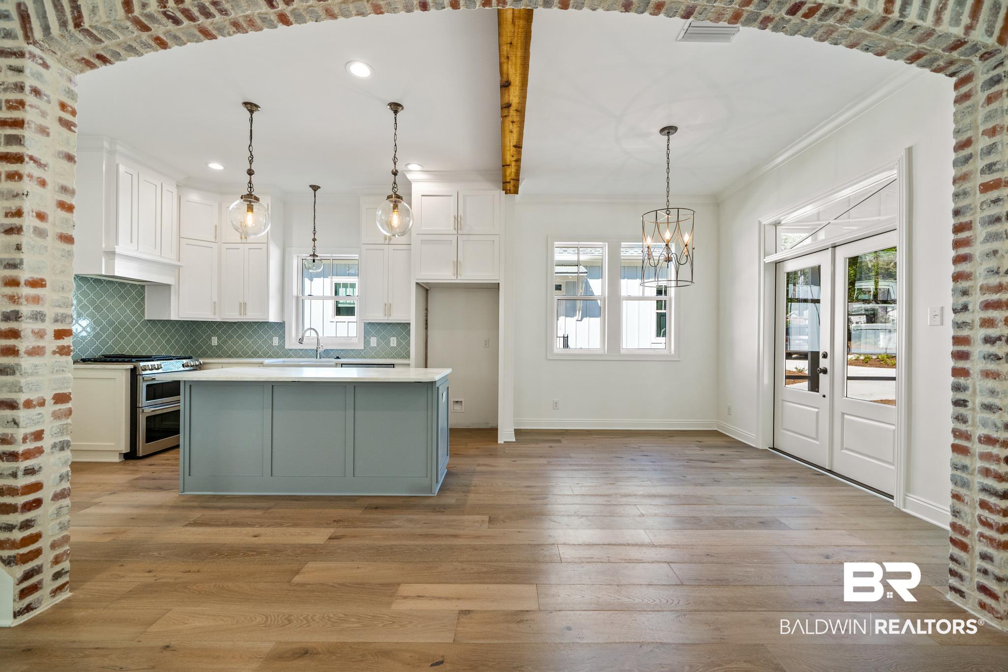 432 Liberty Street Fairhope, AL 36532 - Photo 6 of 26 Kitchen and Dining