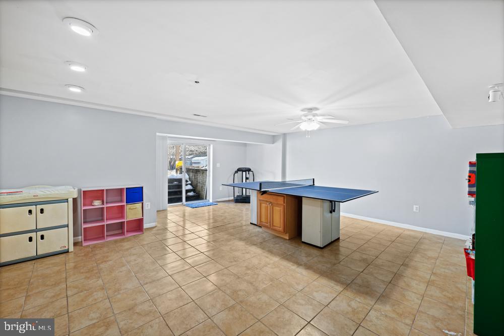 13710 Baden Naylor Road Upper Marlboro, MD 20772 - Photo 45 of 66 a kitchen with stainless steel appliances kitchen island granite countertop a sink and cabinets