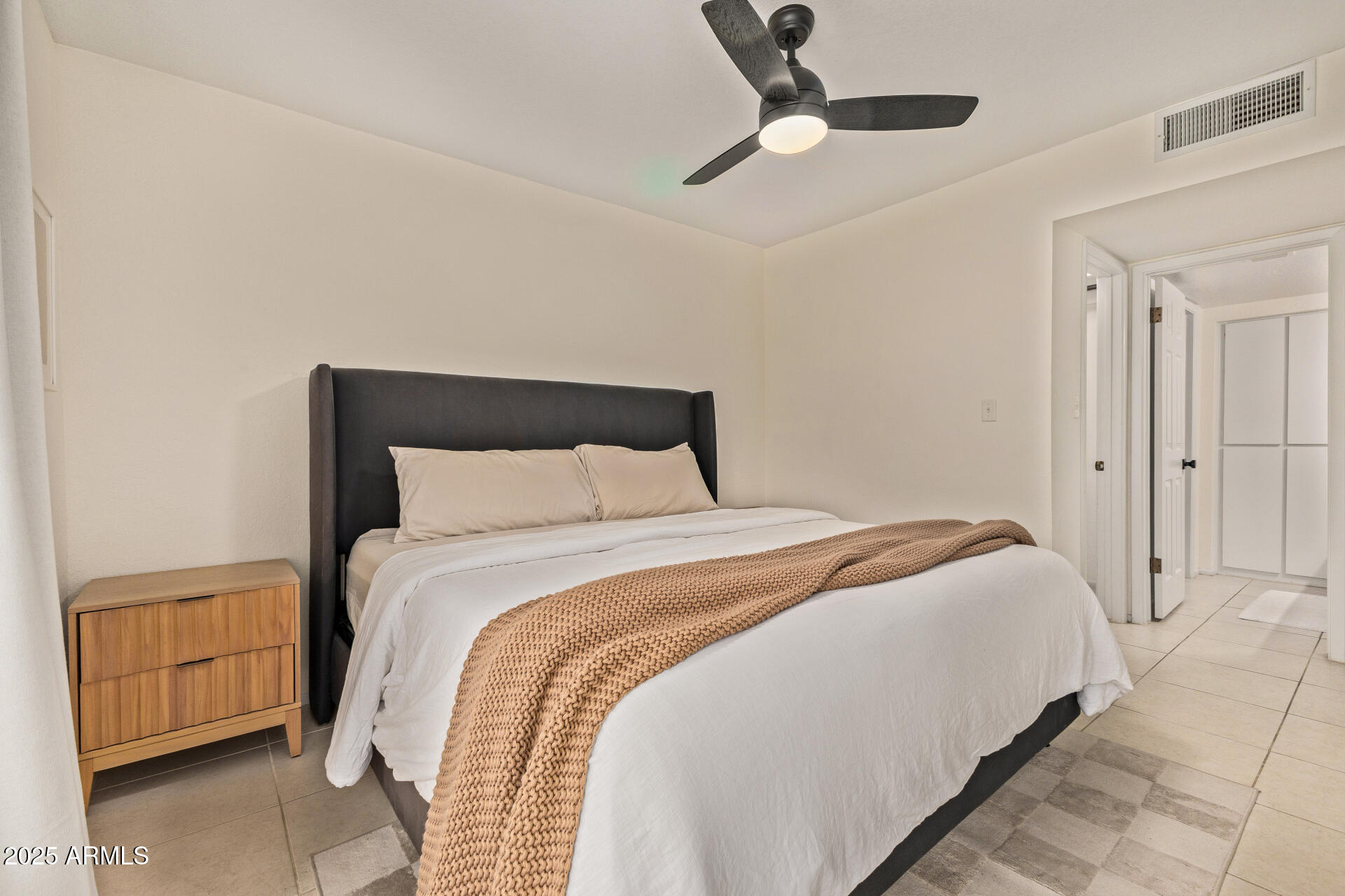 8649 East Royal Palm Road, Unit 232 Scottsdale, AZ 85258 - Photo 7 of 17 12 - Royal Palm