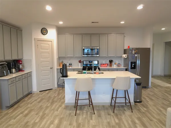 $2,499 | 6823 Dell Vista Drive, Rosenberg, TX 77469