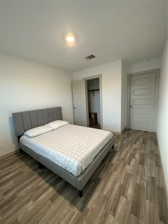 $2,499 | 6823 Dell Vista Drive, Rosenberg, TX 77469