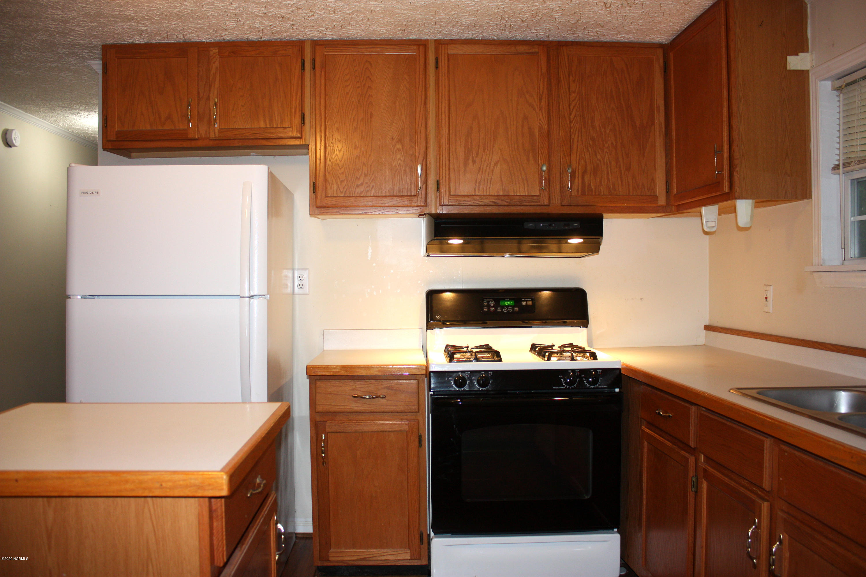 4058 Rountree Road Ayden, NC 28513 - Photo 8 of 19 IMG_7595