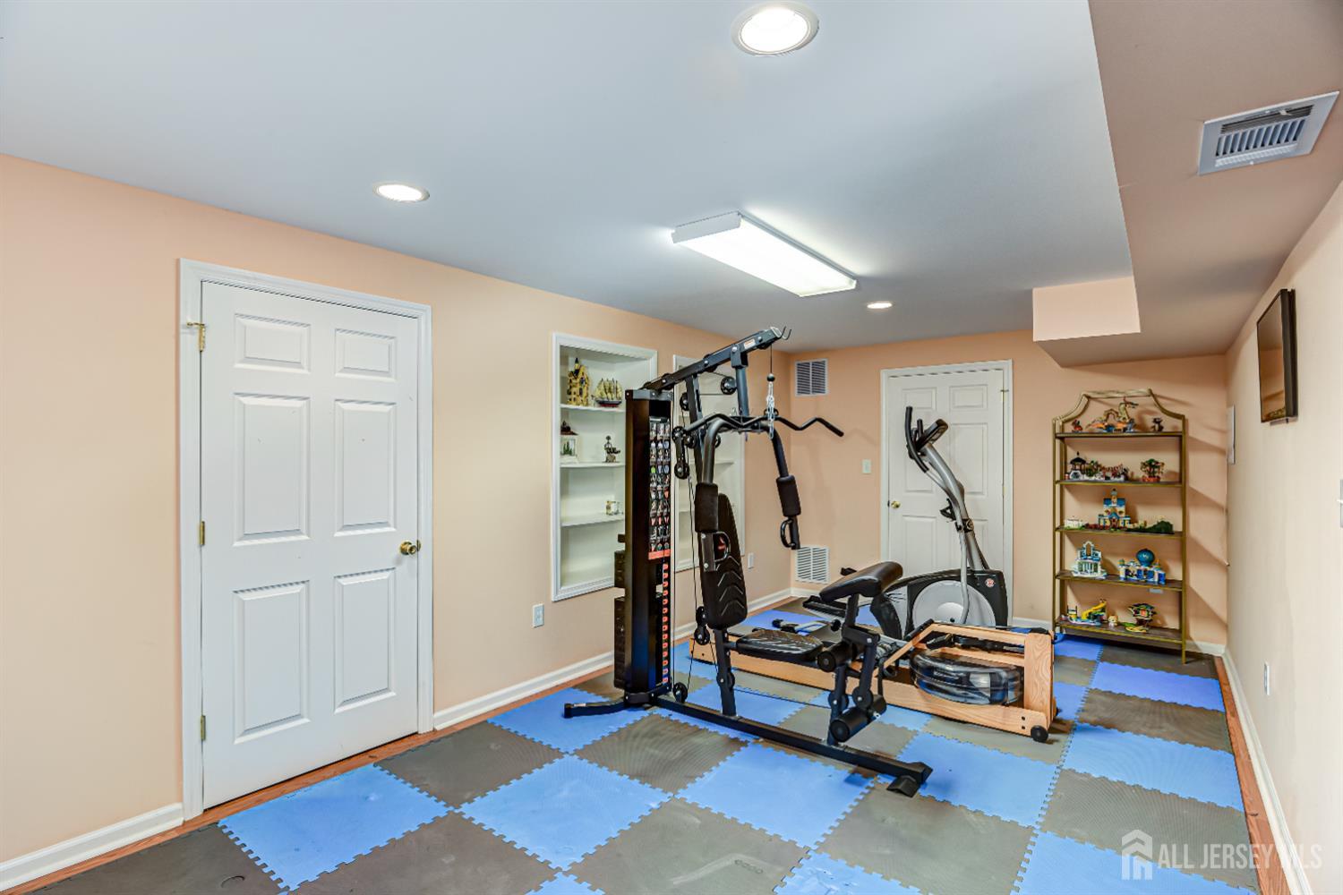 61 Prests Mill Road Old Bridge, NJ 08857 - Photo 36 of 44