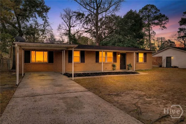 $274,900 | 415 Wilshire Boulevard, Savannah, GA 31419