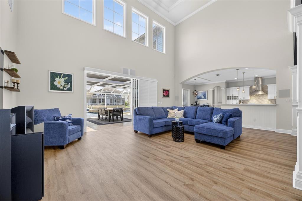613 Balibay Road Apollo Beach, FL 33572 - Photo 14 of 99