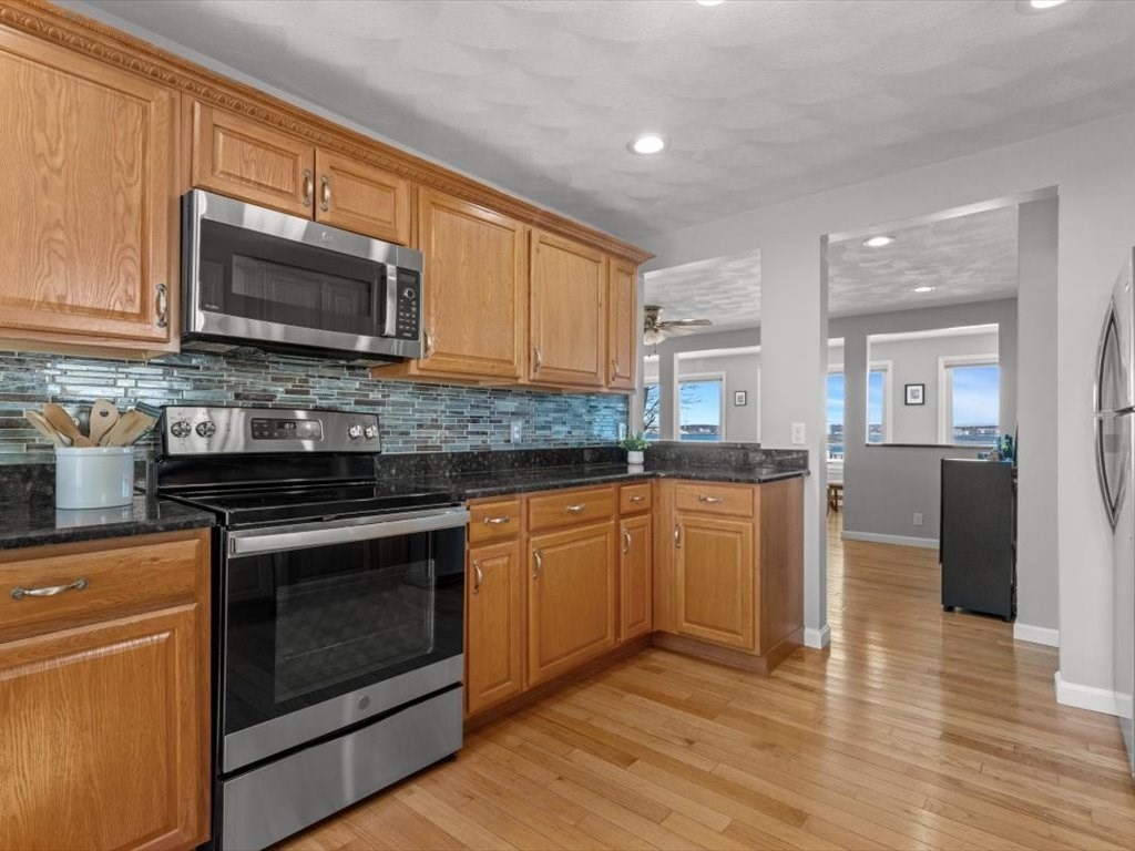 129 A Wilson Road Nahant, MA 01908 - Photo 11 of 41
