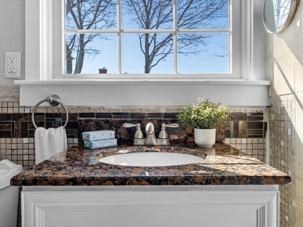 129 A Wilson Road Nahant, MA 01908 - Photo 30 of 41