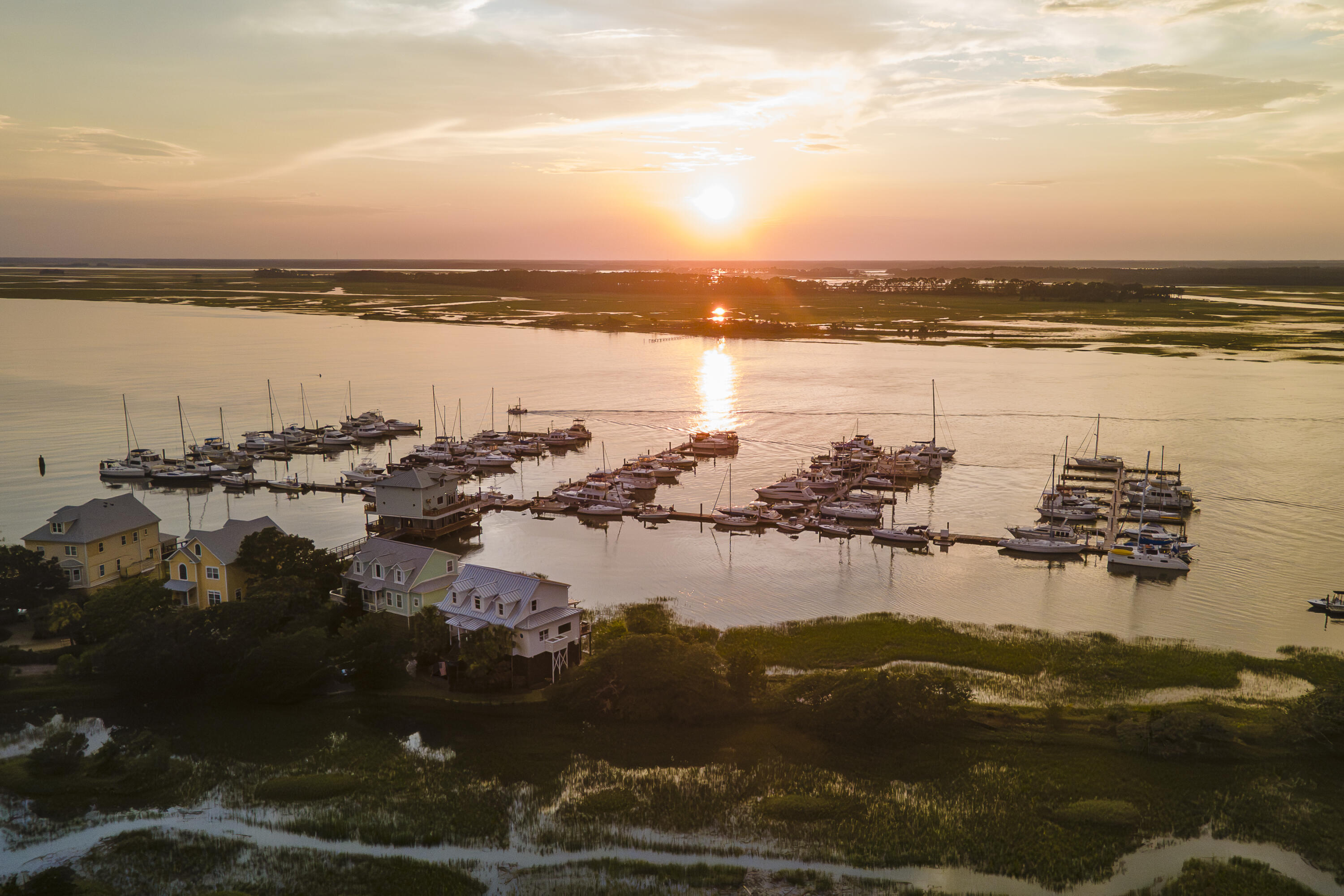67 West 10th Street, Unit B16 Folly Beach, SC 29439 - Photo 5 of 11 JUSTIN.MORRIS-0035
