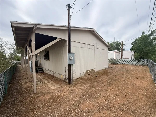 $1,150 | 2915 Thompson Avenue, Kingman, AZ 86409