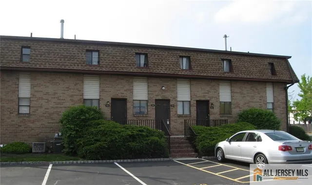 $1,650 | 504 North Oaks Boulevard, North Brunswick, NJ 08902