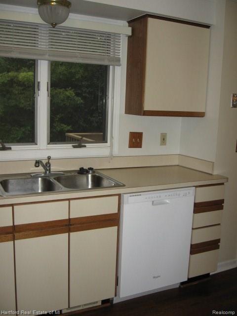 23725 Middlebelt Road Farmington Hills, MI 48336 - Photo 30 of 36
