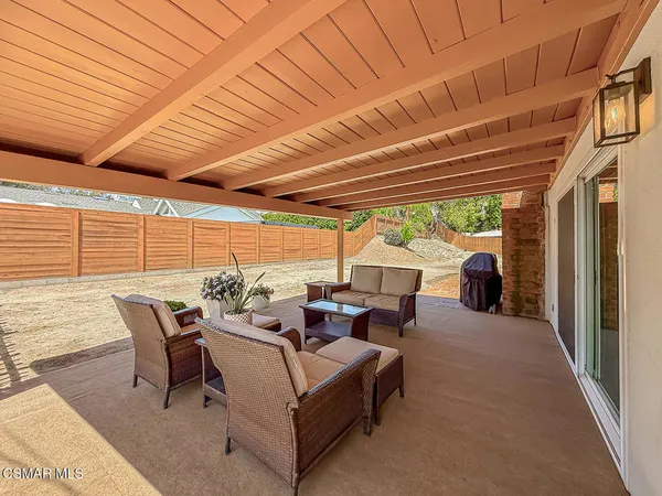 $1,050,000 | 2153 Cook Circle, Thousand Oaks, CA 91360