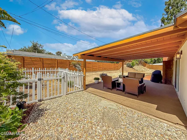 $1,050,000 | 2153 Cook Circle, Thousand Oaks, CA 91360