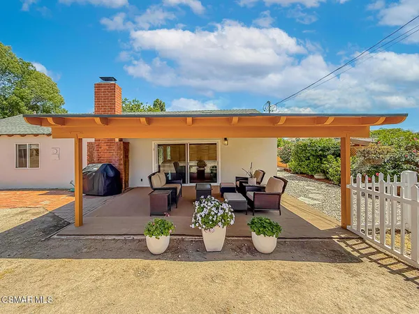 $1,050,000 | 2153 Cook Circle, Thousand Oaks, CA 91360