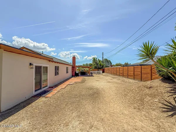 $1,050,000 | 2153 Cook Circle, Thousand Oaks, CA 91360