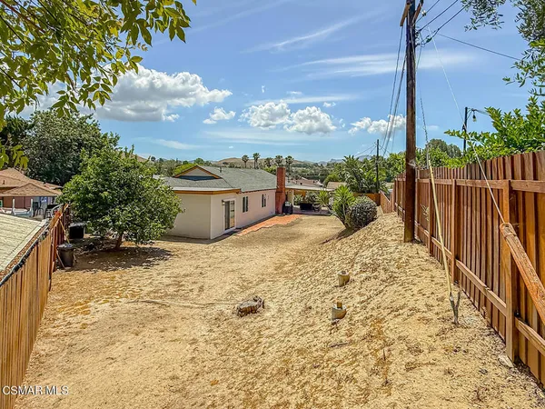 $1,050,000 | 2153 Cook Circle, Thousand Oaks, CA 91360