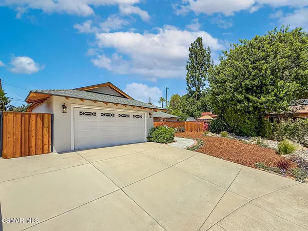 $1,050,000 | 2153 Cook Circle, Thousand Oaks, CA 91360