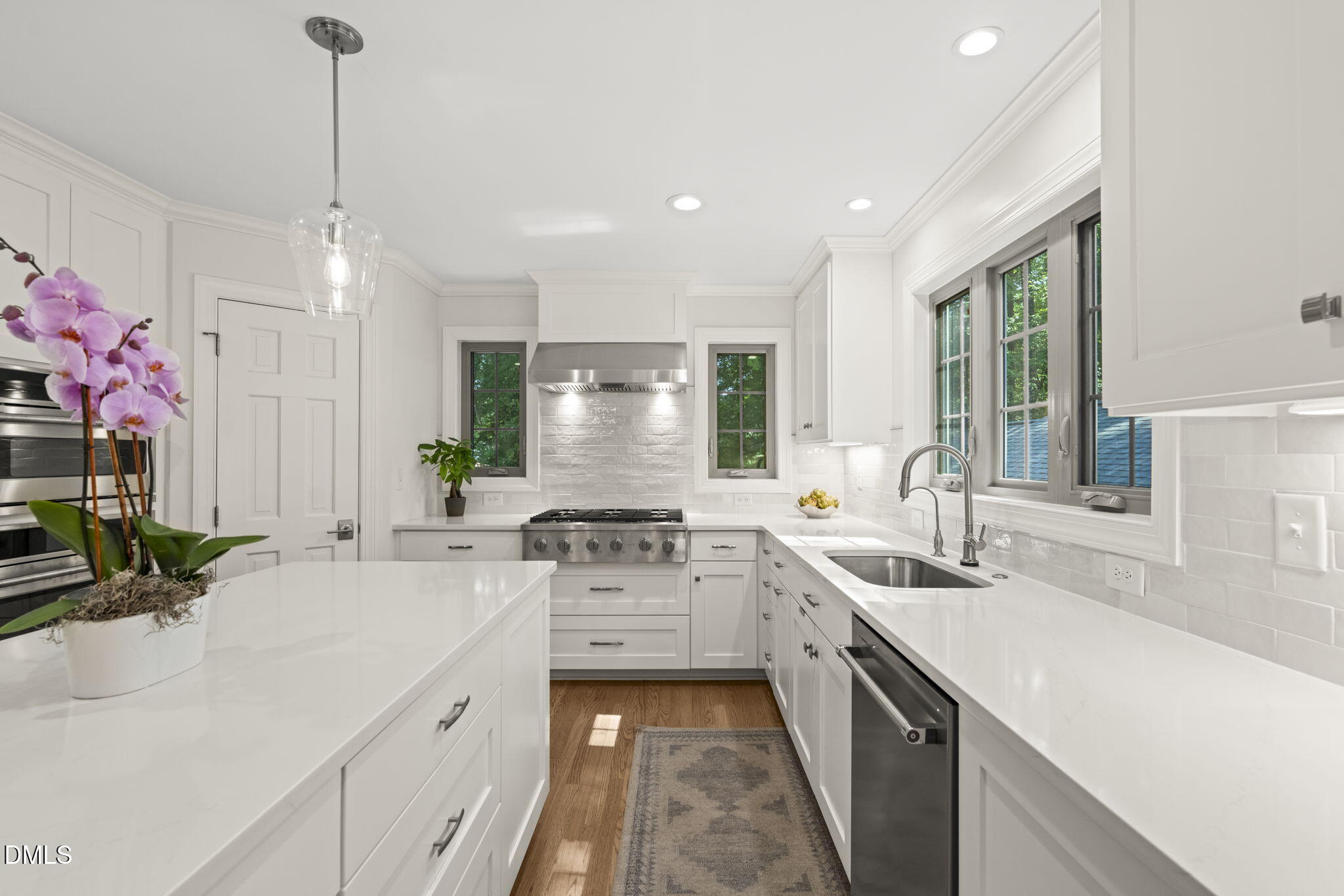 3516 Ranlo Drive Raleigh, NC 27612 - Photo 9 of 59 7-web-or-mls-DSC02076