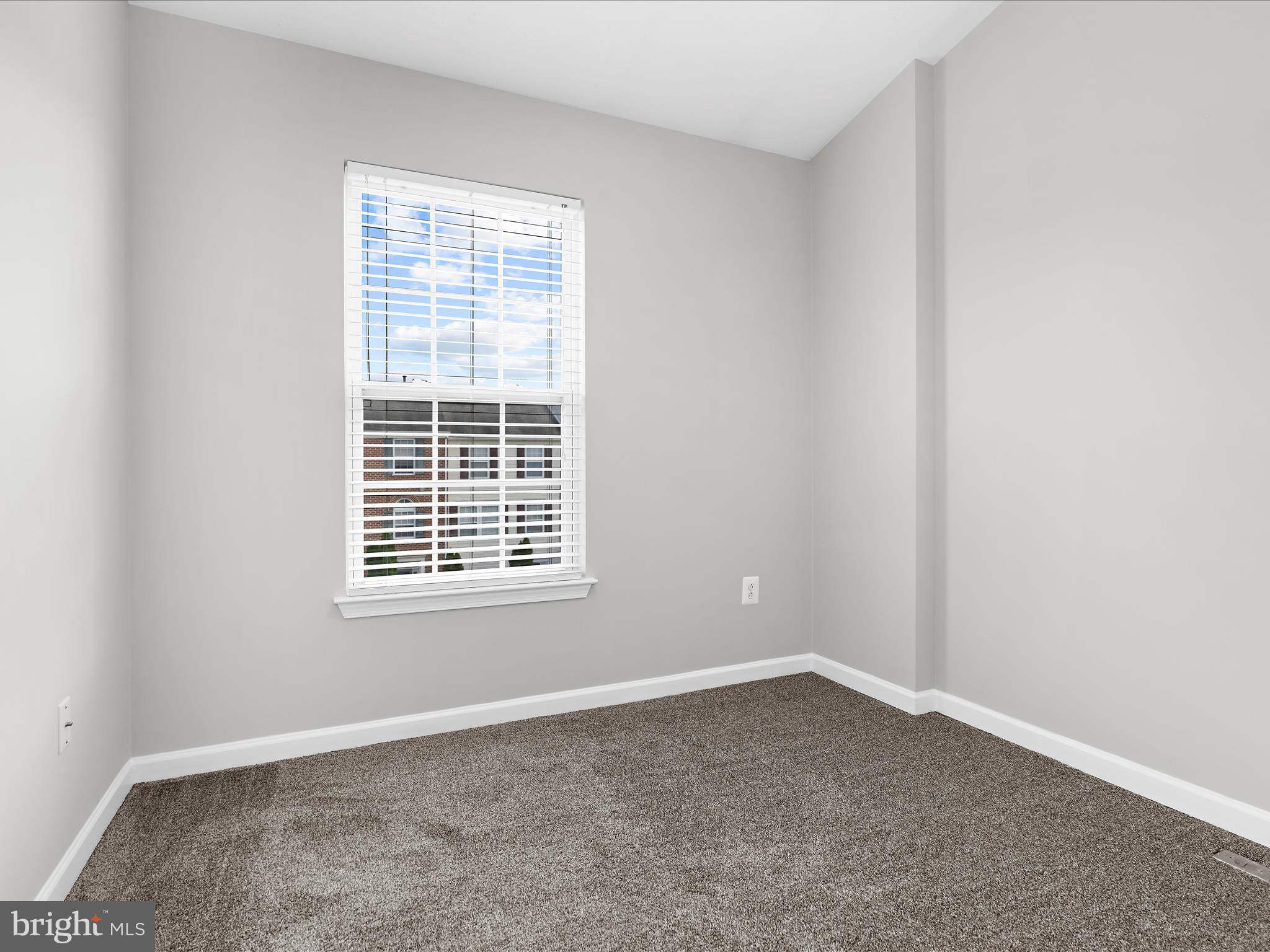 9865 Decatur Road Middle River, MD 21220 - Photo 23 of 63 a room that has a window in it
