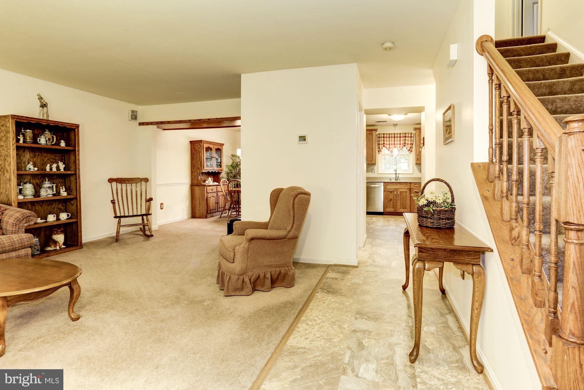 11825 Warner Road Keymar, MD 21757 - Photo 4 of 28 Living Room