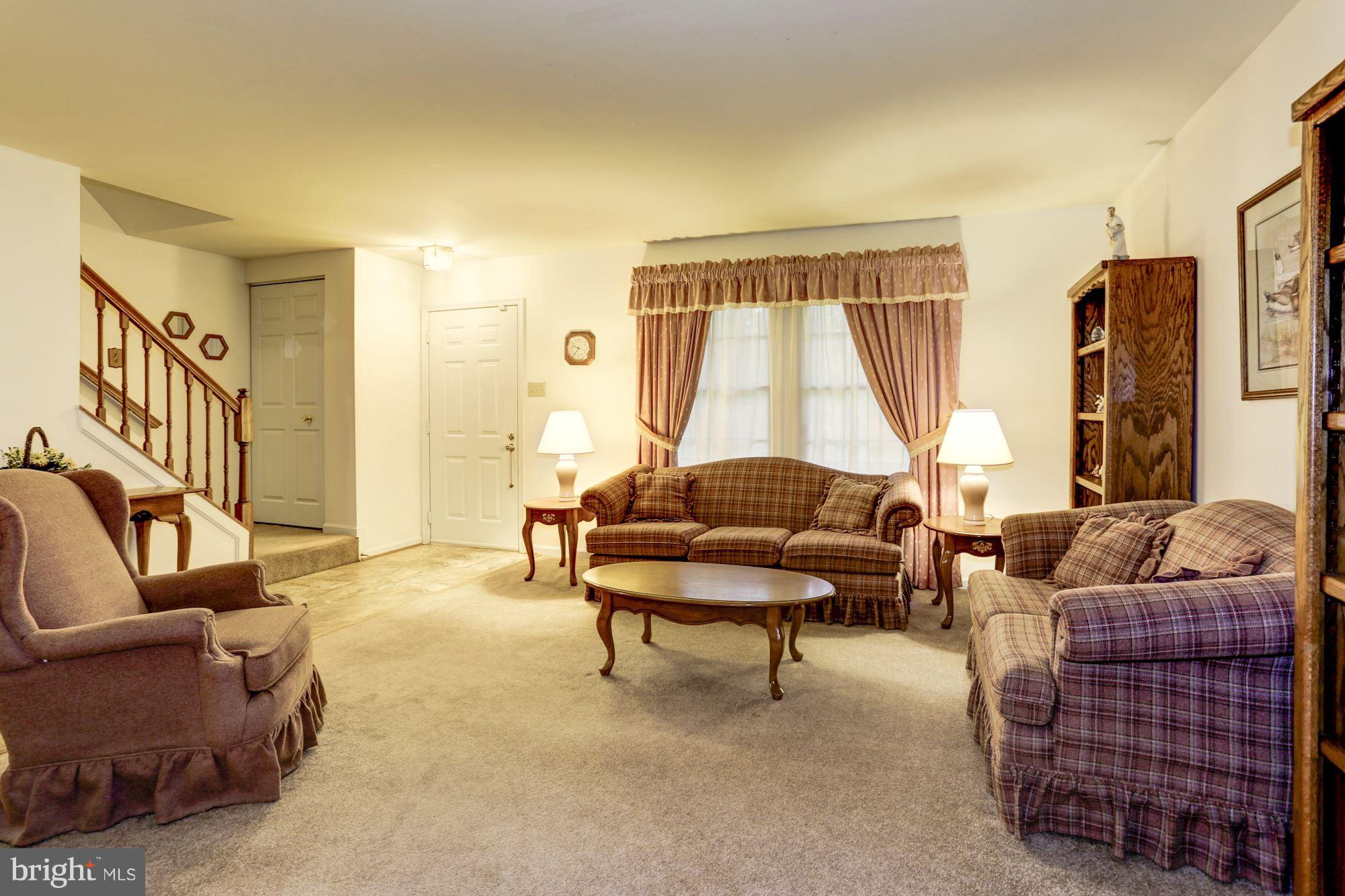 11825 Warner Road Keymar, MD 21757 - Photo 6 of 28 Living Room
