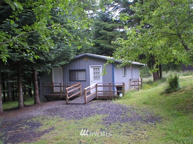 153 Barton Road Rochester, WA 98579 - Photo 8 of 12