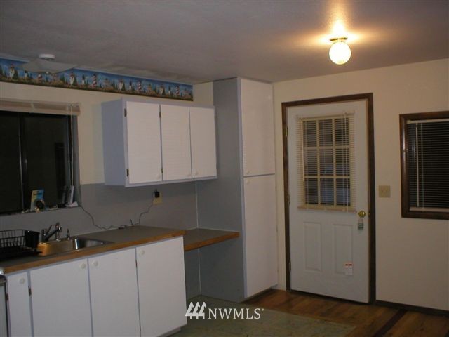 153 Barton Road Rochester, WA 98579 - Photo 10 of 12