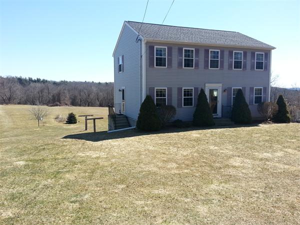 848 Cronin Road Warren, MA 01585 - Photo 3 of 30