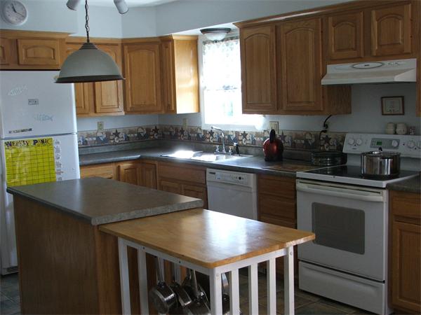 848 Cronin Road Warren, MA 01585 - Photo 5 of 30