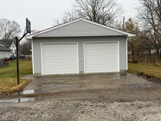 $299,500 | 719 North Jameson Street, Lebanon, IN 46052