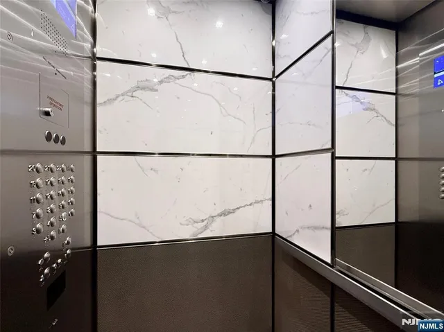 $159,000 | 2077 Center Avenue, Unit 5E, Fort Lee, NJ 07024