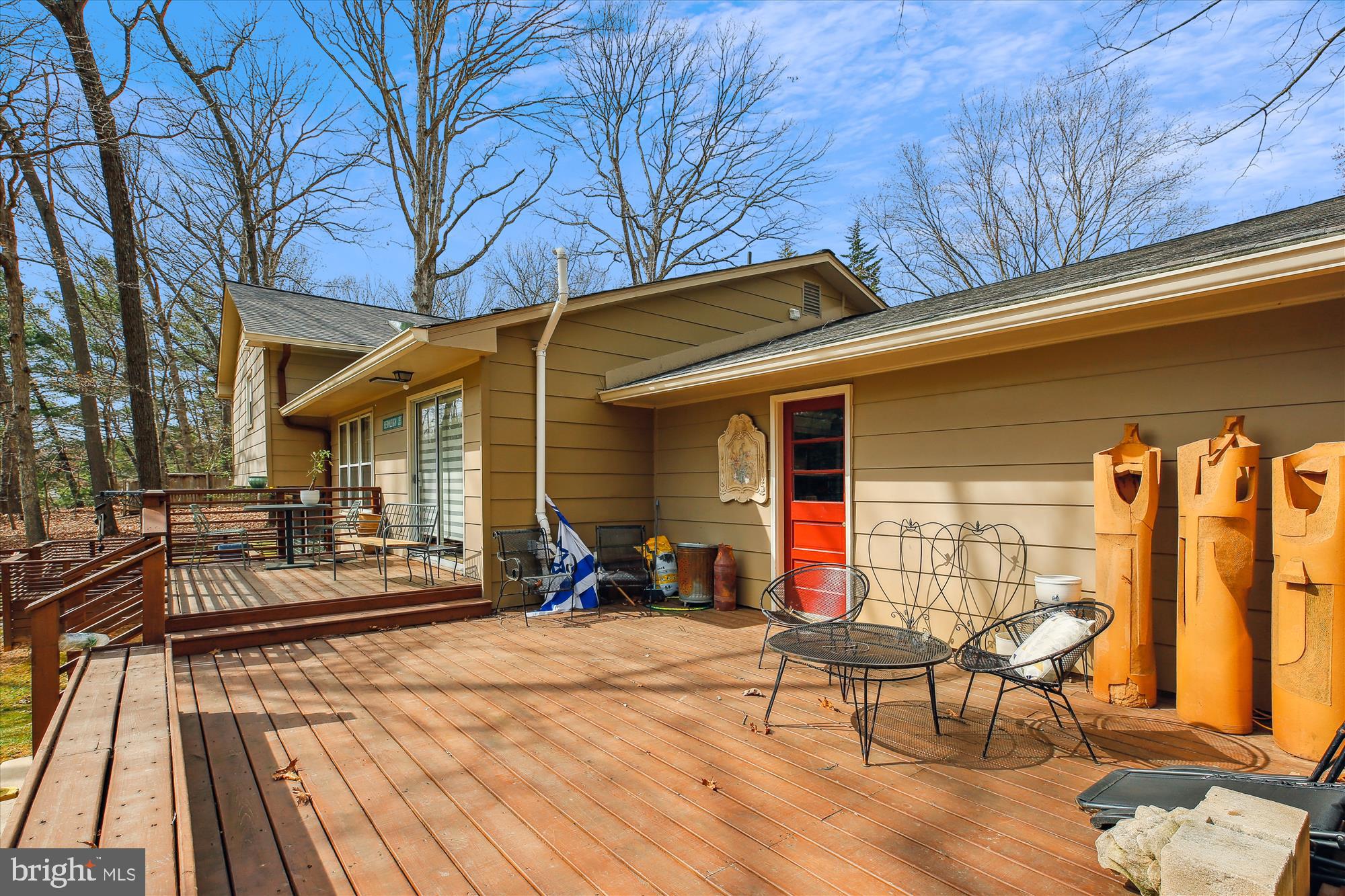 204 Hermleigh Road Silver Spring, MD 20902 - Photo 9 of 60 Deck off the Dining Room