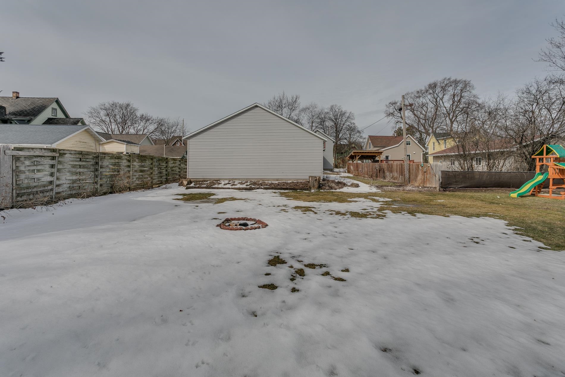 515 North Tonka Street Appleton, WI 54911 - Photo 35 of 39