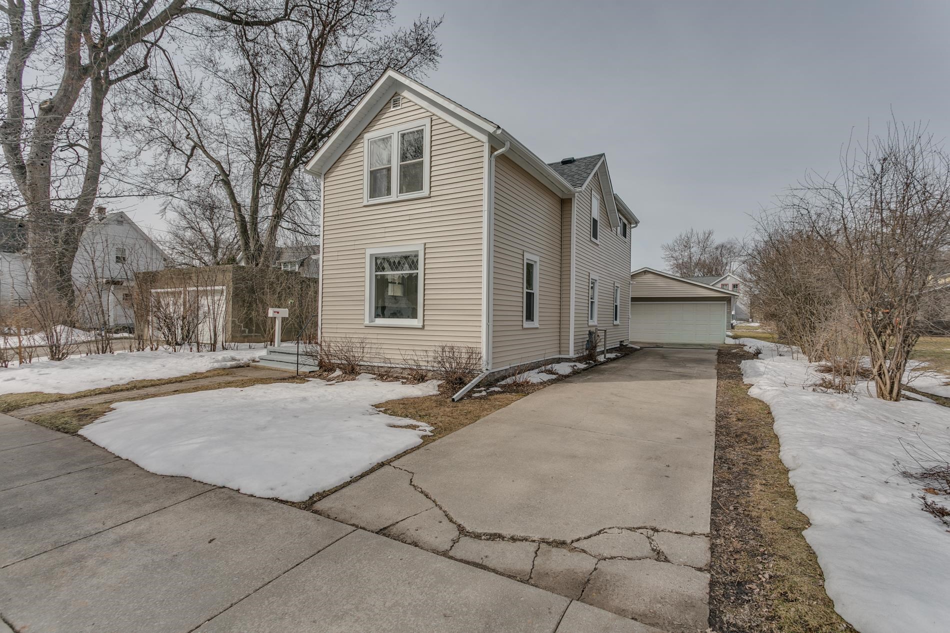 515 North Tonka Street Appleton, WI 54911 - Photo 37 of 39