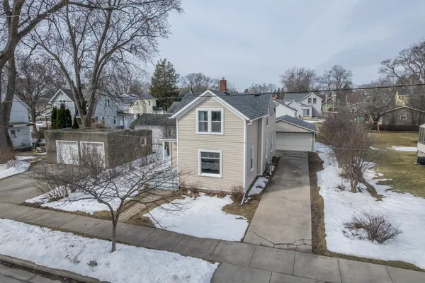 $249,900 | 515 North Tonka Street, Appleton, WI 54911