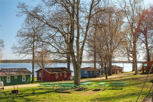 $1,690,000 | 2468 County Rte 6, Hammond, NY 13646