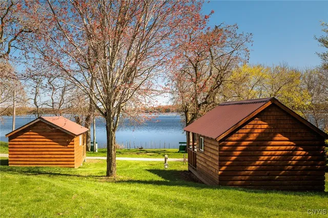 $1,690,000 | 2468 County Rte 6, Hammond, NY 13646