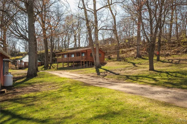 $1,690,000 | 2468 County Rte 6, Hammond, NY 13646