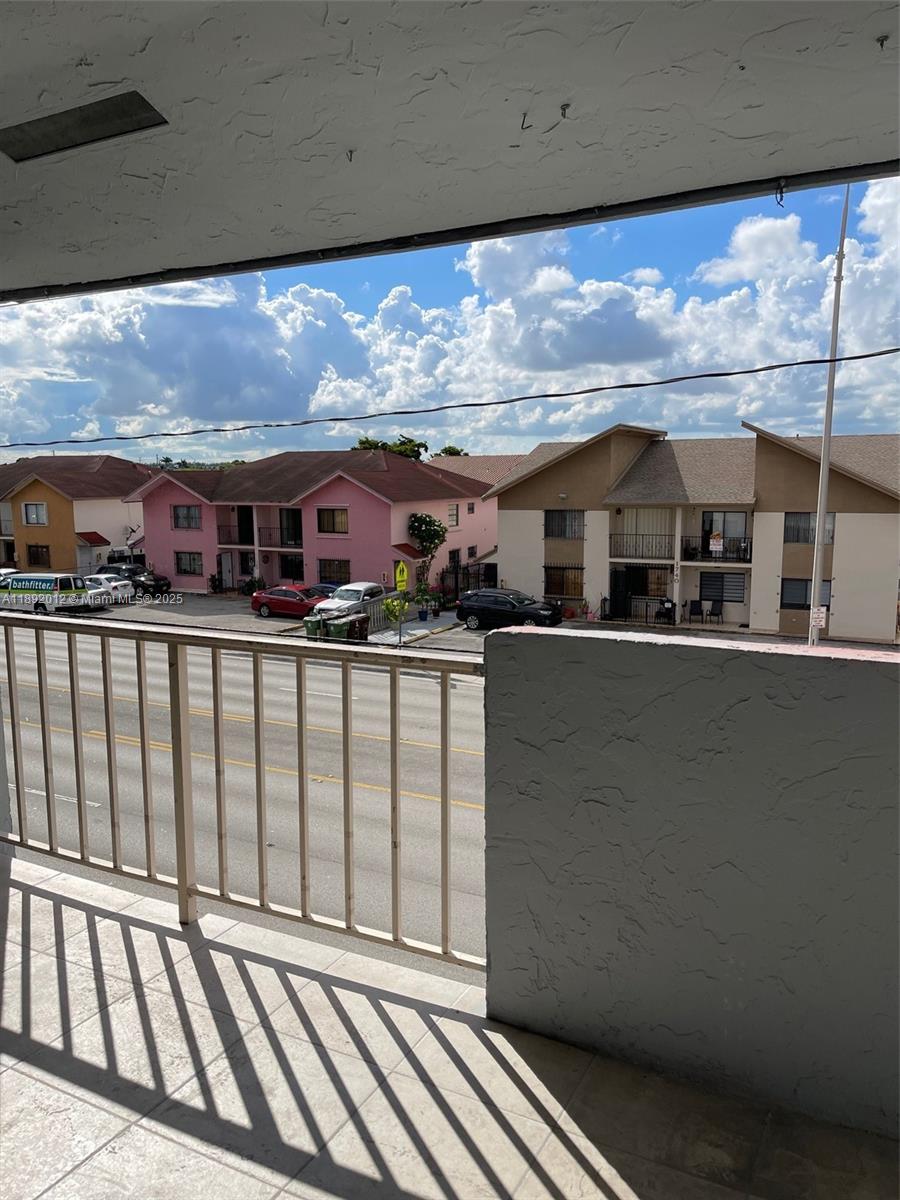 1725 West 60th Street, Unit F304 Hialeah, FL 33012 - Photo 21 of 26