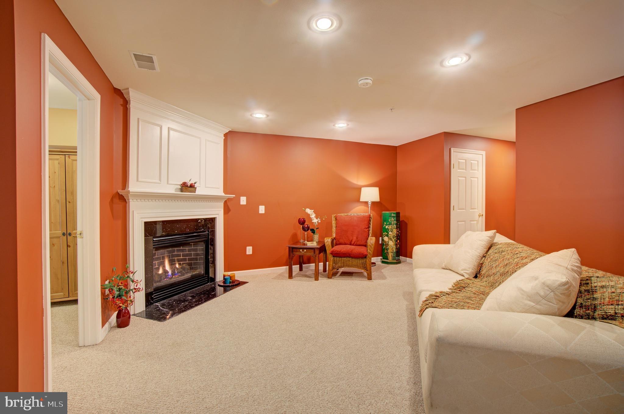 13911 Lullaby Road Germantown, MD 20874 - Photo 20 of 29 Gallery Image 20