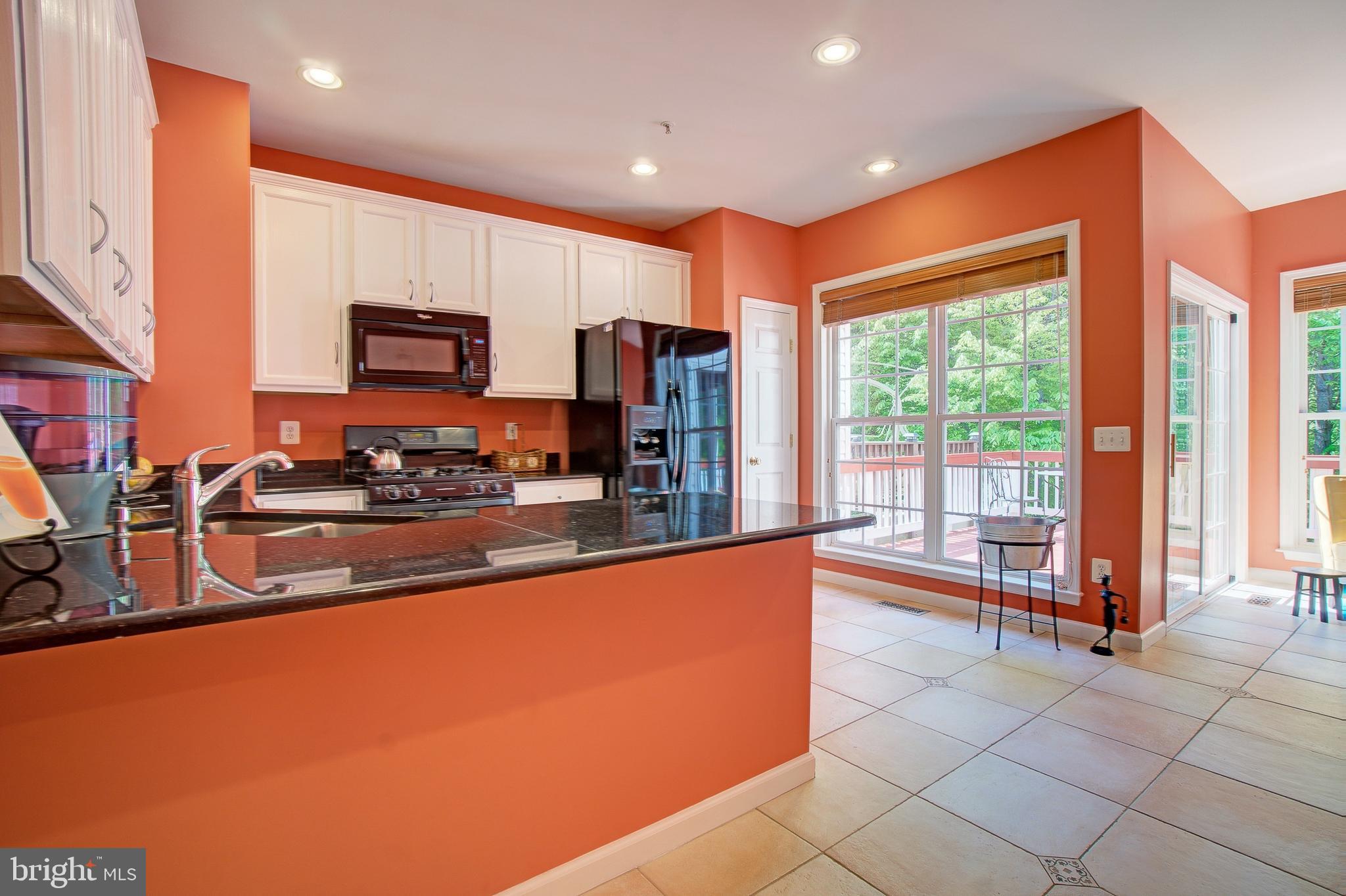 13911 Lullaby Road Germantown, MD 20874 - Photo 7 of 29 Gallery Image 7