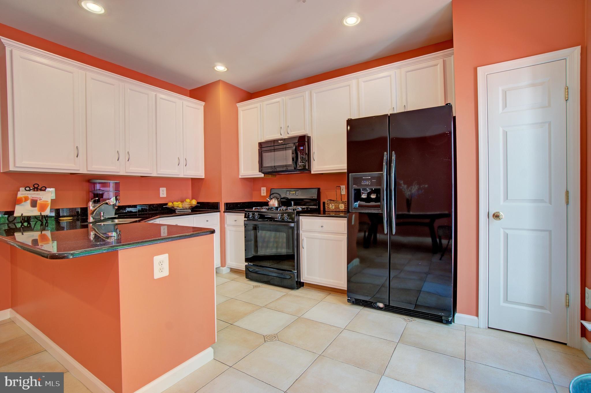 13911 Lullaby Road Germantown, MD 20874 - Photo 8 of 29 Gallery Image 8