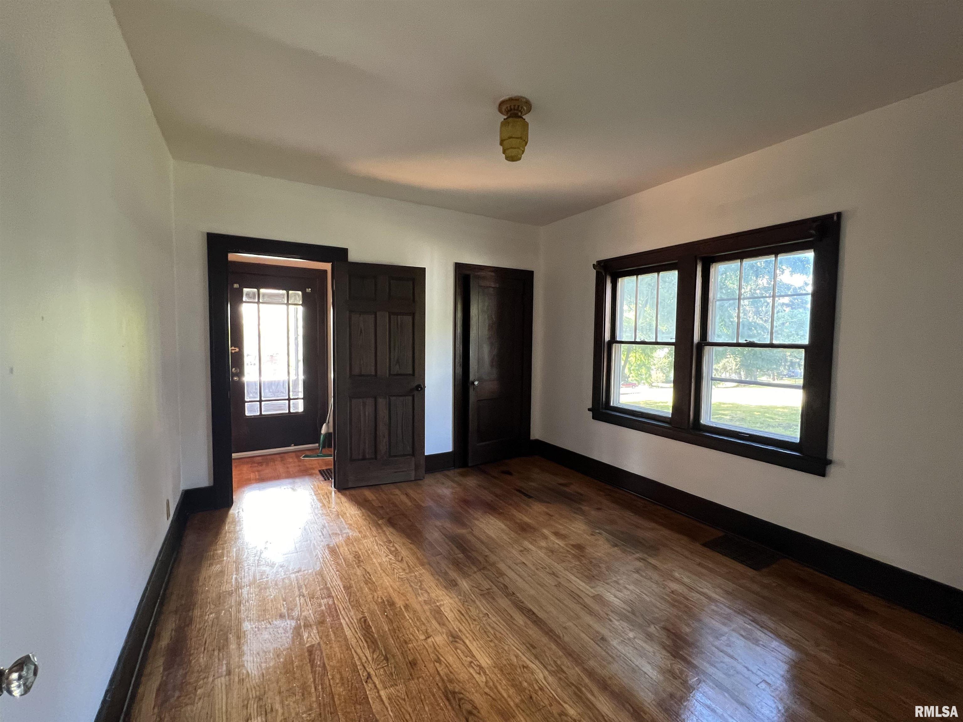 2140 Telegraph Road Davenport, IA 52804 - Photo 13 of 23 Gallery Image 13