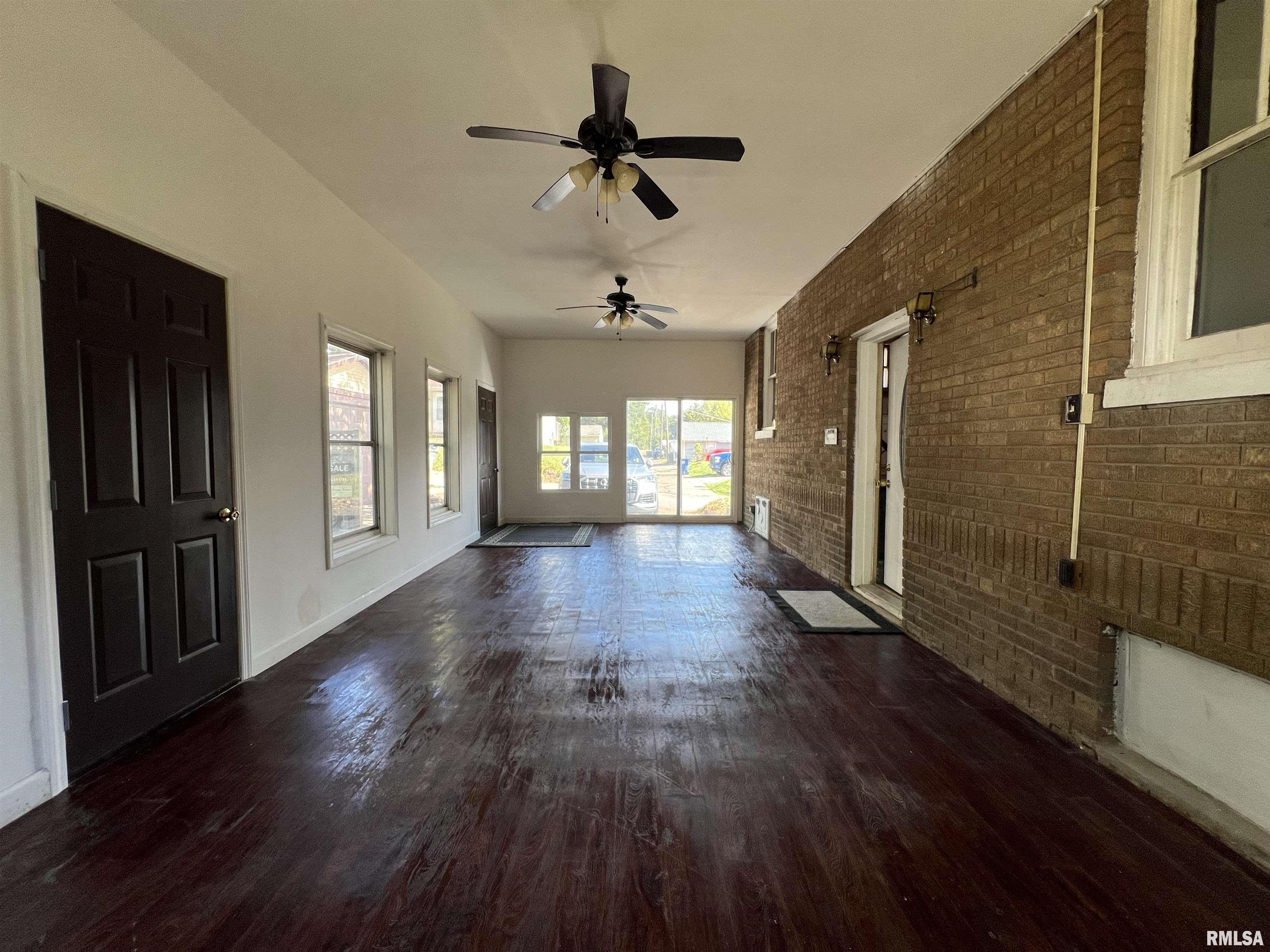 2140 Telegraph Road Davenport, IA 52804 - Photo 17 of 23 Gallery Image 17